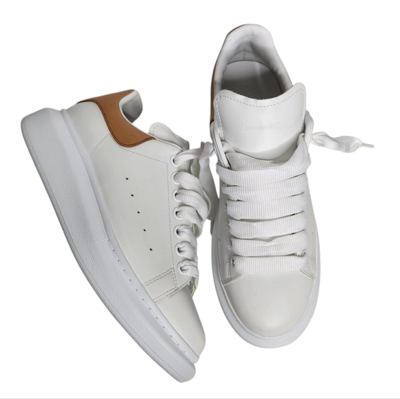 Alexander McQueen New Tech Platform Sneakers - Picture 6 of 13